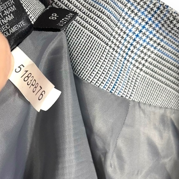 4 for $20 SALE! Tahari by Arthur Levine Plaid Pleat Mini Skirt, Grey Plaid, 8P - Picture 6 of 11